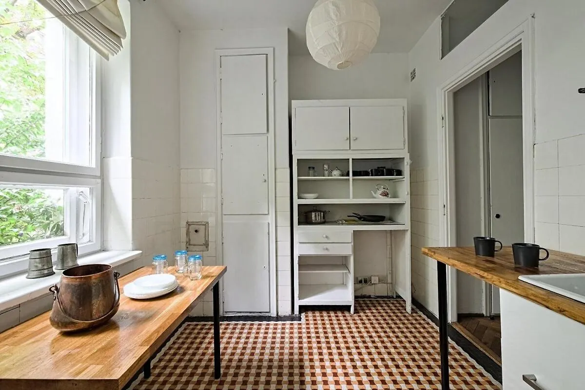 Urban Nest - Wilcza 69 Apartment Warsaw Poland